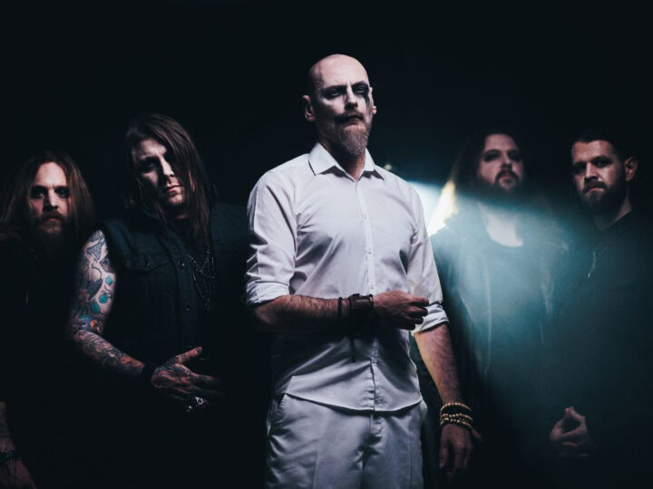 High Parasite, la band di Aaron Stainthorpe presenta il singolo ‘Grave Intentions’