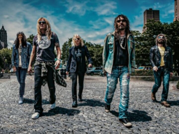 The Dead Daisies, guarda il video di  ‘I Wanna Be Your Bitch’