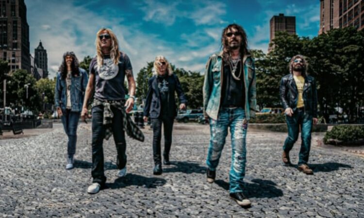 The Dead Daisies, guarda il video di  ‘I Wanna Be Your Bitch’