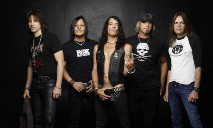 Ratt, ‘Reach For The Sky’ cantanta dal vivo per la prima